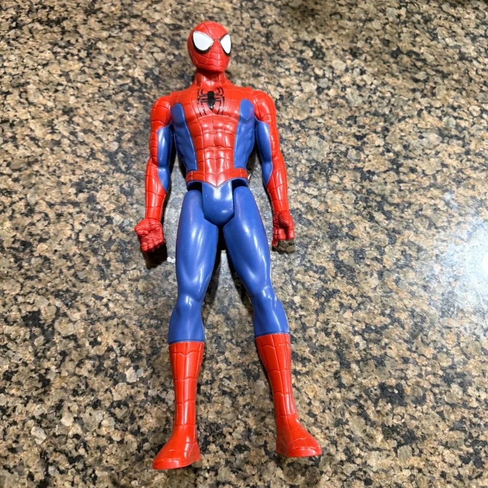 Hasbro Marvel Spider-Man Action Figure 12 Inch Titan Hero Series E0649‎ 2017 Red